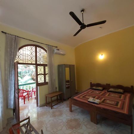 Joaquina'S Guest House Calangute Exterior foto