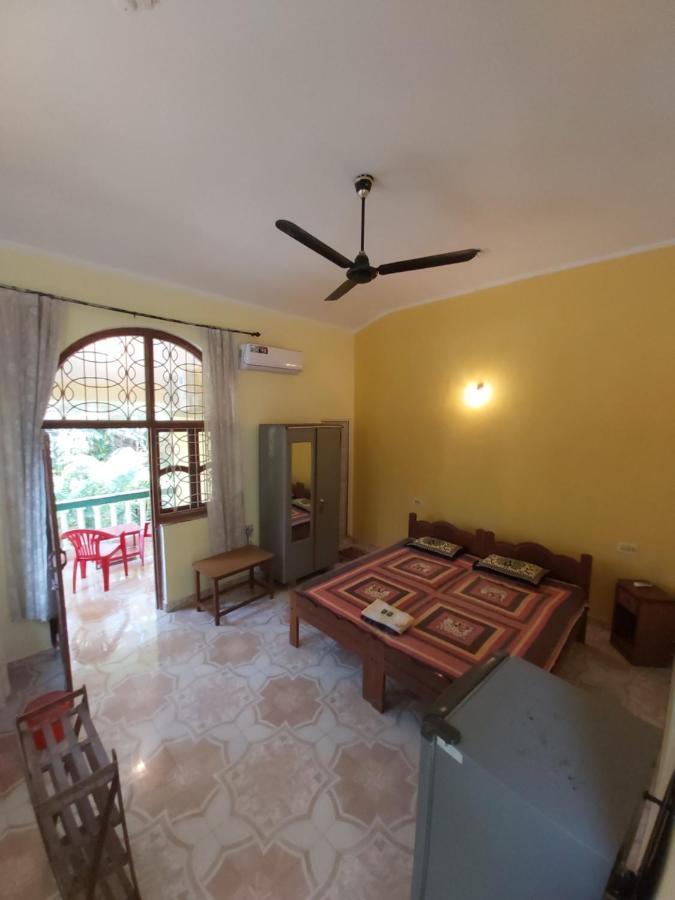 Joaquina'S Guest House Calangute Exterior foto